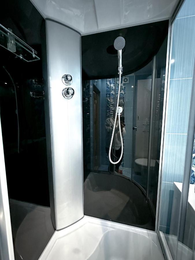 Grandstay Apartments キシナウ エクステリア 写真
